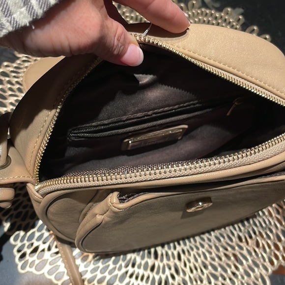 Lionel Designer Crossbody purse with fringe accent in camel color - Picture 4 of 8